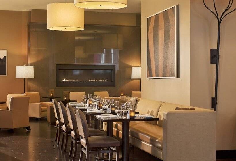 هتل Sheraton Commander