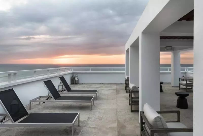 Отель Shore Club South Beach