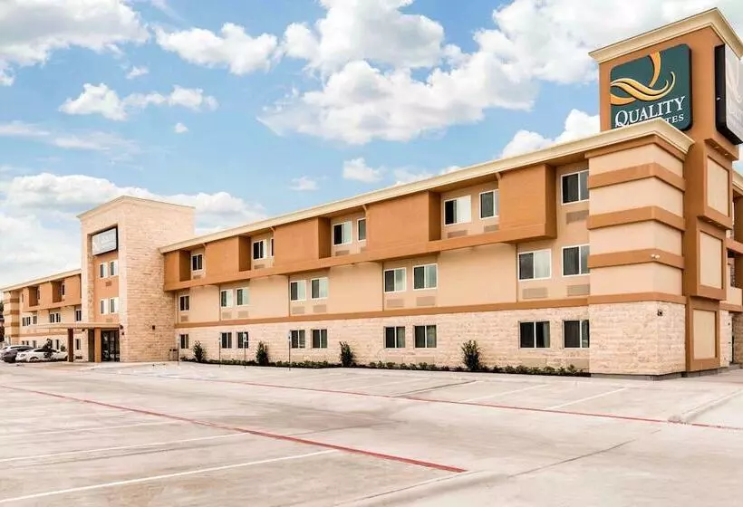Hotel Quality Inn & Suites Plano East   Richardson