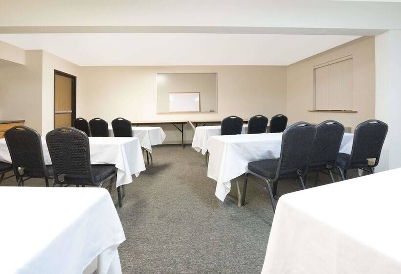 Szálloda Super 8 By Wyndham Billings