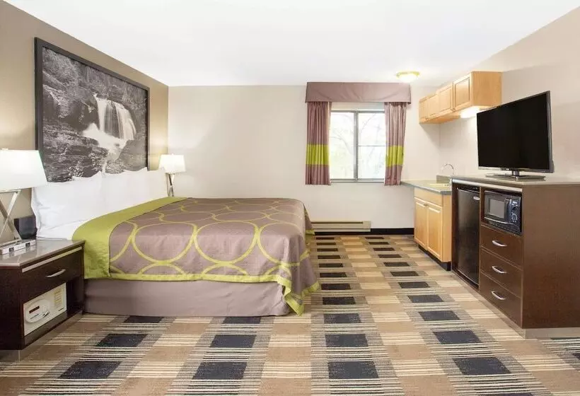 هتل Super 8 By Wyndham Billings