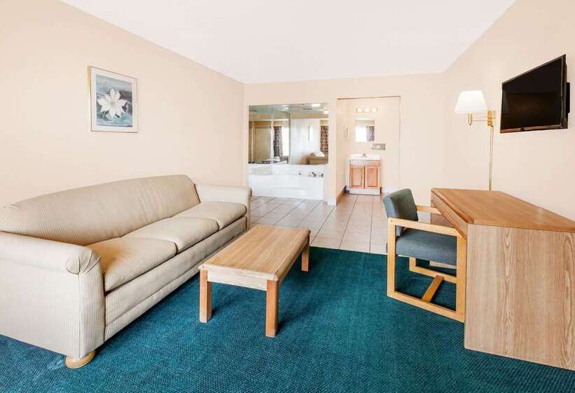 هتل Arya Inn & Extended Stay