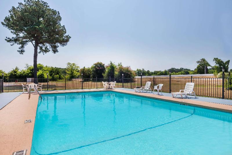 هتل Arya Inn & Extended Stay