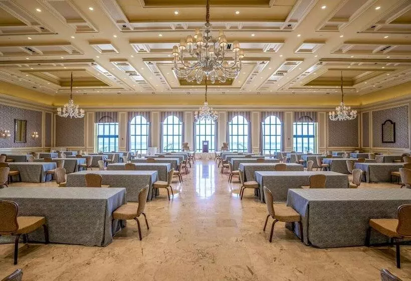 Szálloda The Breakers Palm Beach