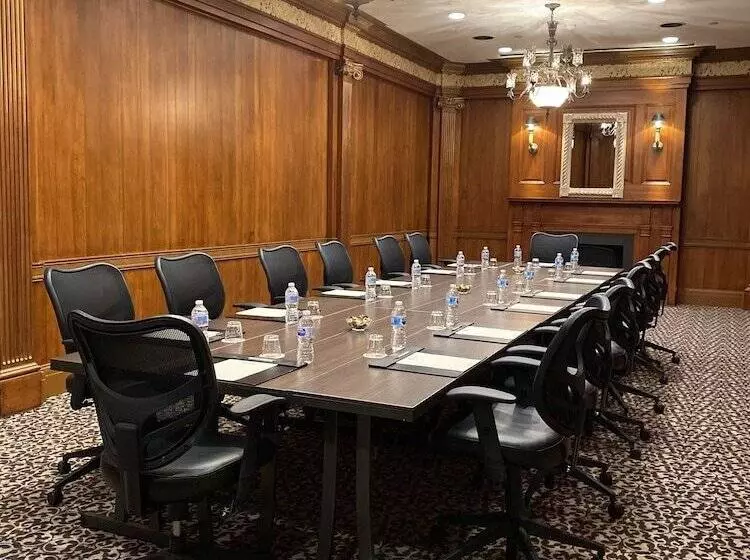 فندق The Albion Summit