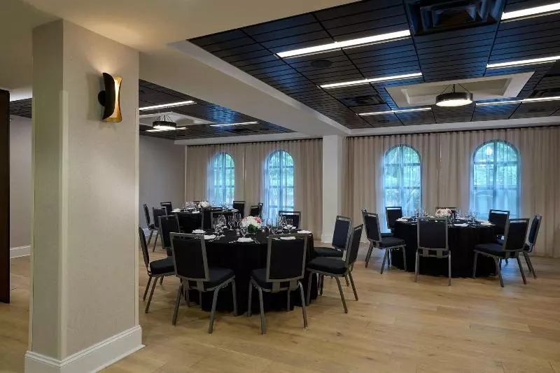 The Siena Hotel, Autograph Collection