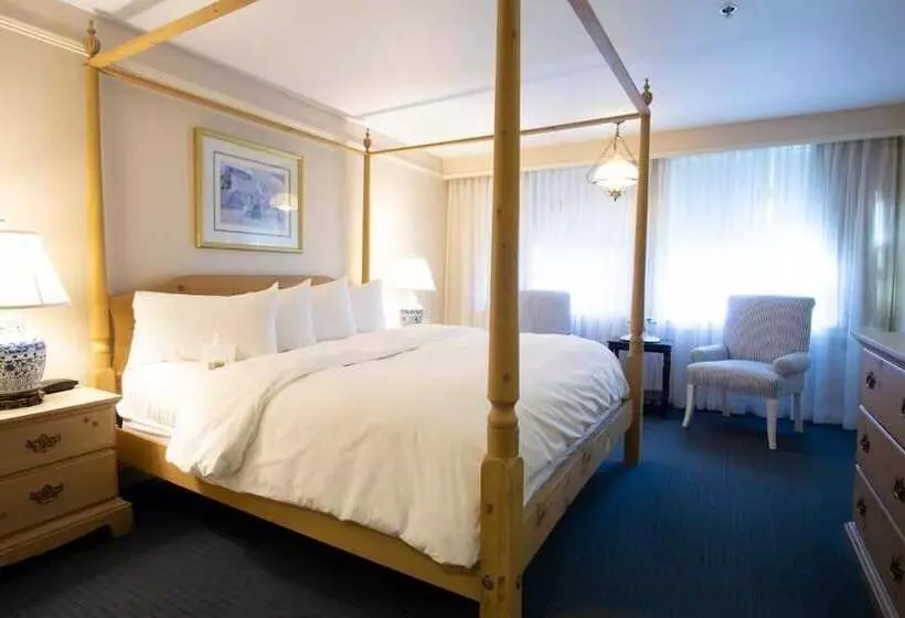 فندق The Simsbury Inn