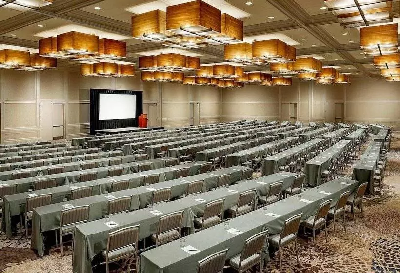 فندق The Westin Chicago Northwest