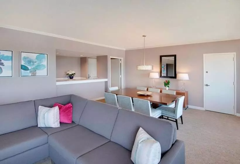 בית מלון כפרי The Westin Dallas Park Central