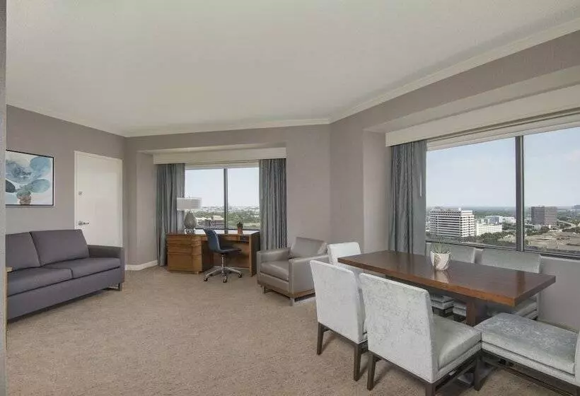 בית מלון כפרי The Westin Dallas Park Central