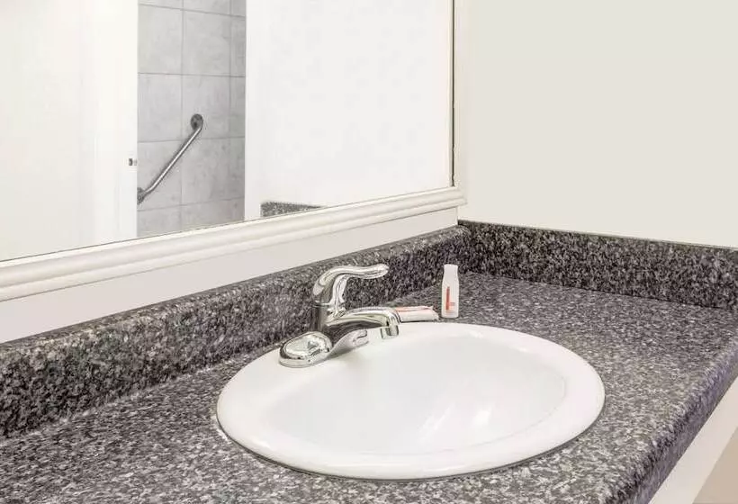 酒店 Travelodge By Wyndham Shreveport La