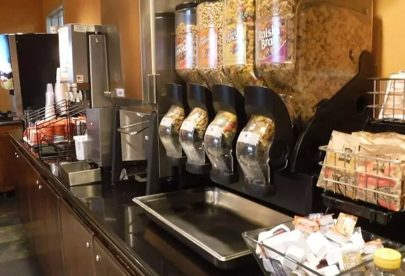 فندق Wingate By Wyndham Mount Vernon