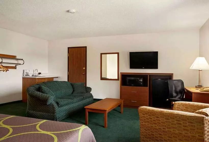 فندق على الطريق Super 8 By Wyndham Concordia