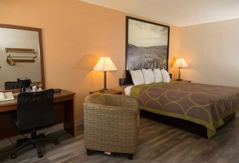 فندق على الطريق Super 8 By Wyndham Concordia