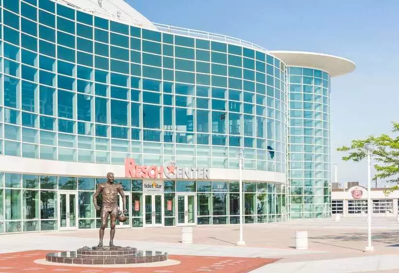 Мотель Super 8 By Wyndham Green Bay Near Stadium