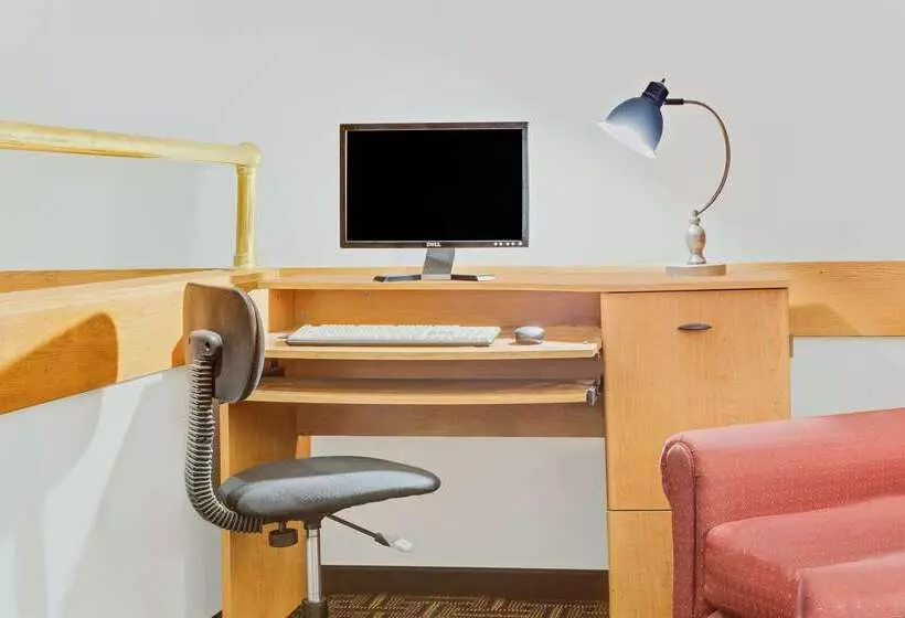 Мотель Super 8 By Wyndham Green Bay Near Stadium