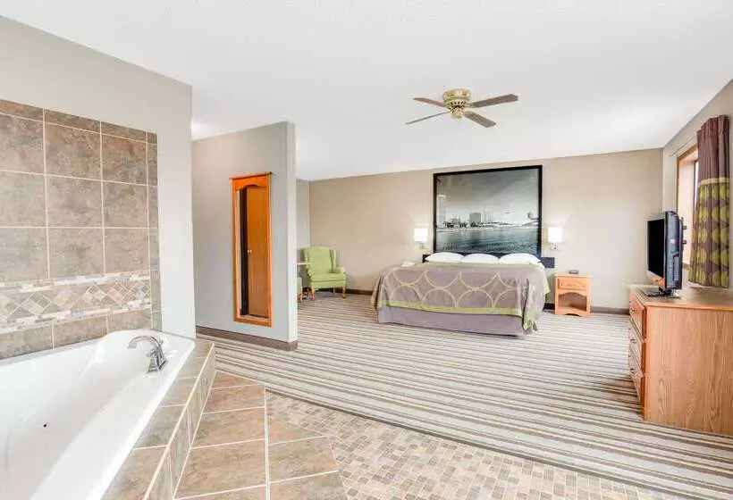 Мотель Super 8 By Wyndham Green Bay Near Stadium