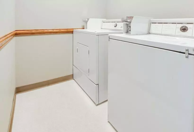 Мотель Super 8 By Wyndham Green Bay Near Stadium