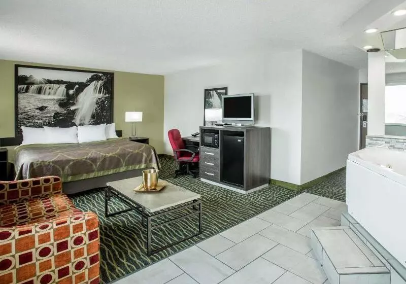 فندق على الطريق Super 8 By Wyndham Independence Kansas City