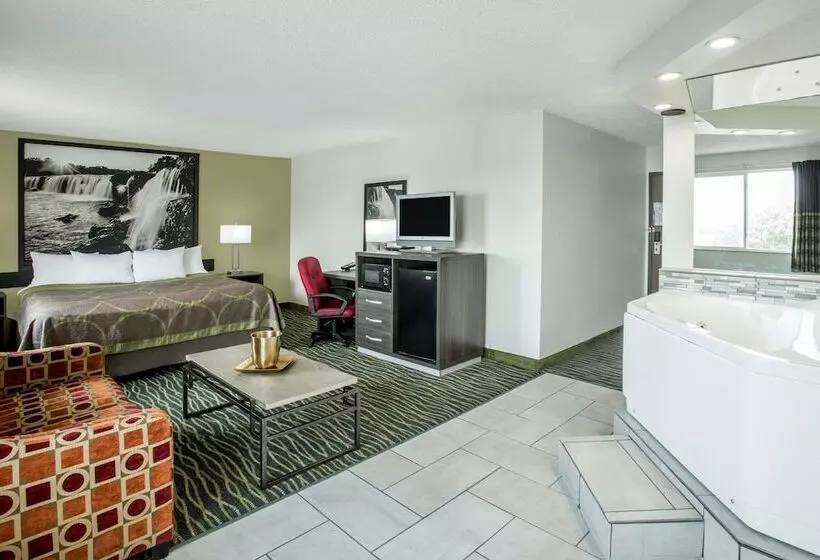 فندق على الطريق Super 8 By Wyndham Independence Kansas City