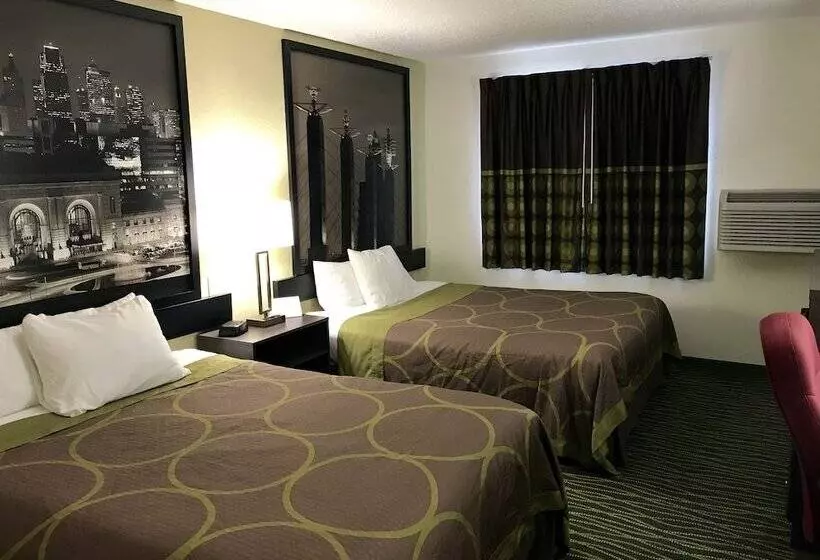 فندق على الطريق Super 8 By Wyndham Independence Kansas City