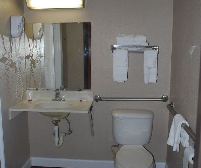 مُتل Super 8 By Wyndham Warner Robins