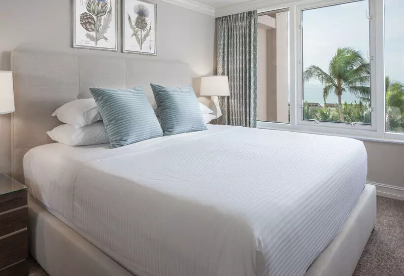 Resort Marco Beach Ocean Suites