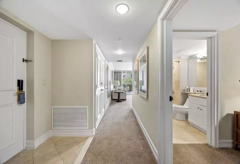 Resort Marco Beach Ocean Suites