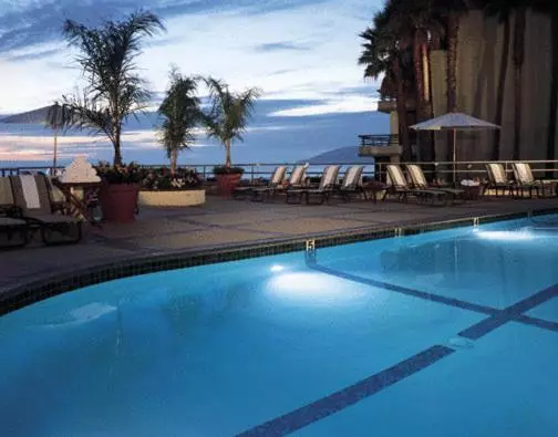 אתר נופש The Cliffs Hotel And Spa