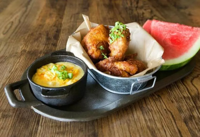 Tapatio Springs Hill Country Resort