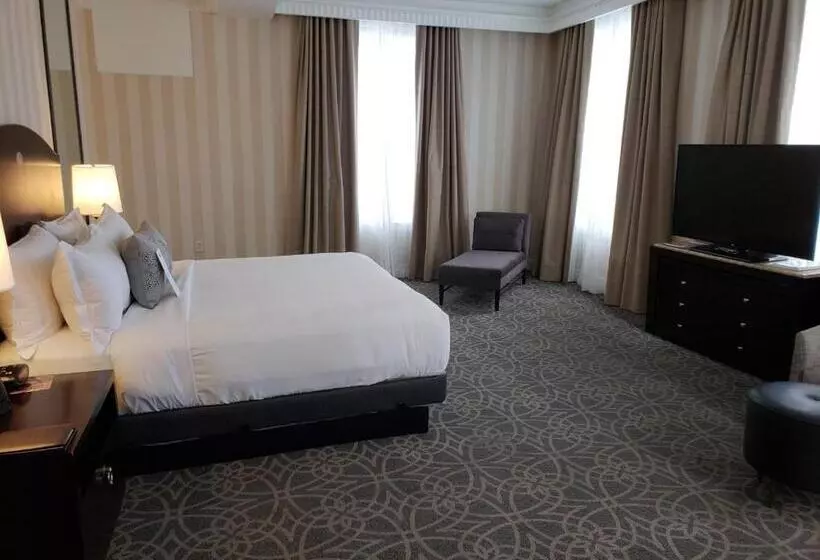 The Equinox Golf Resort & Spa