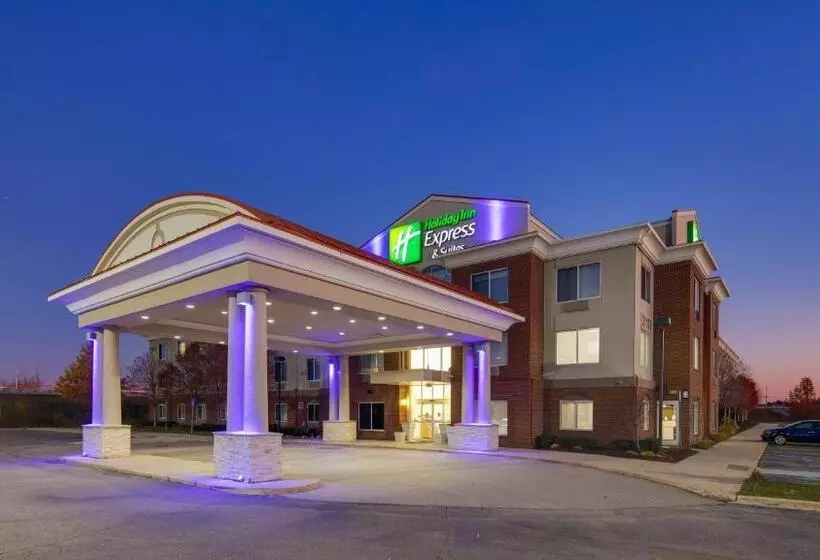 호텔 Holiday Inn Express & Suites Detroit   Farmington Hills, An Ihg