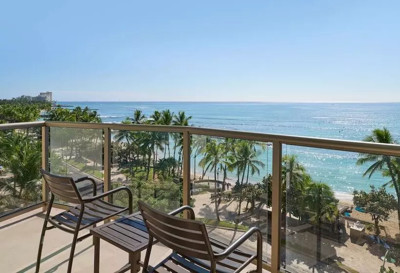 فندق Aston Waikiki Circle