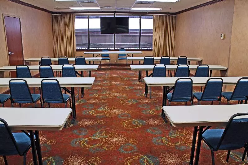 Auburn Place Hotel & Suites Cape Girardeau