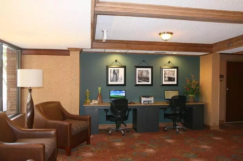 Auburn Place Hotel & Suites Cape Girardeau
