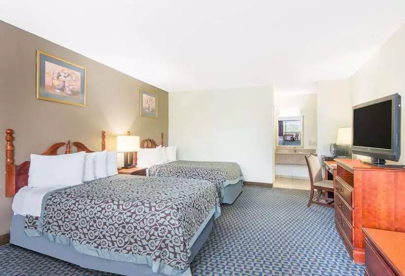 酒店 Days Inn By Wyndham Arlington Pentagon