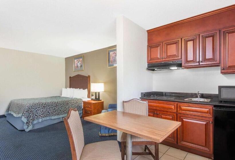 فندق Days Inn By Wyndham Arlington Pentagon