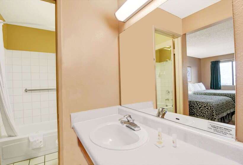 فندق Days Inn By Wyndham El Paso Airport East