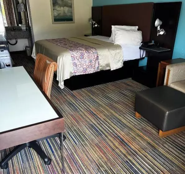 酒店 Discovery Inn Lafayette