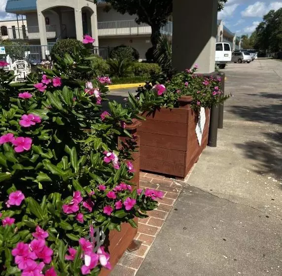 酒店 Discovery Inn Lafayette