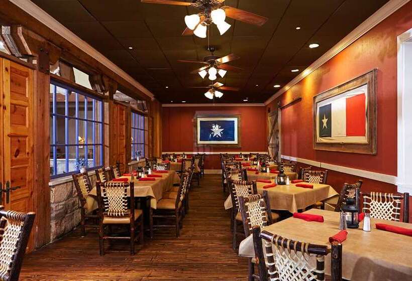 هتل Hilton Houston Westchase