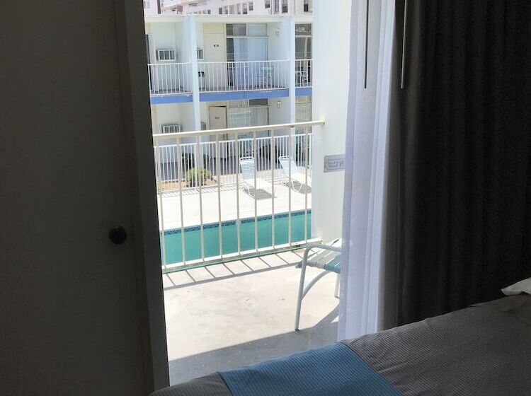 ホテル Inn Of Long Beach