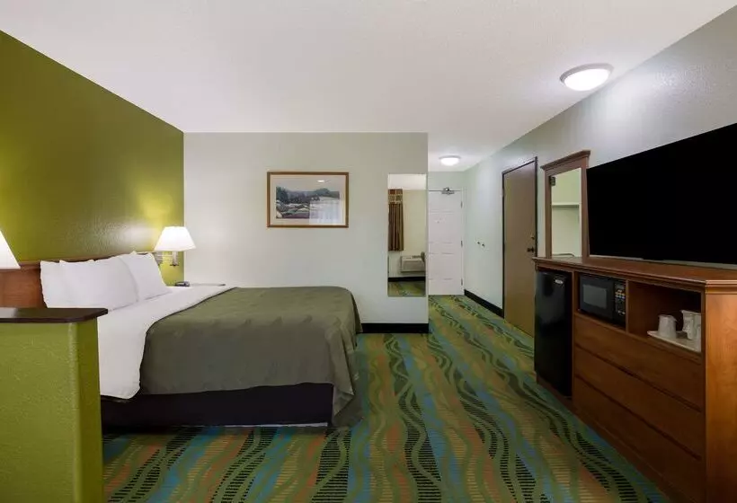 Otel Quality Inn & Suites Medford Airport