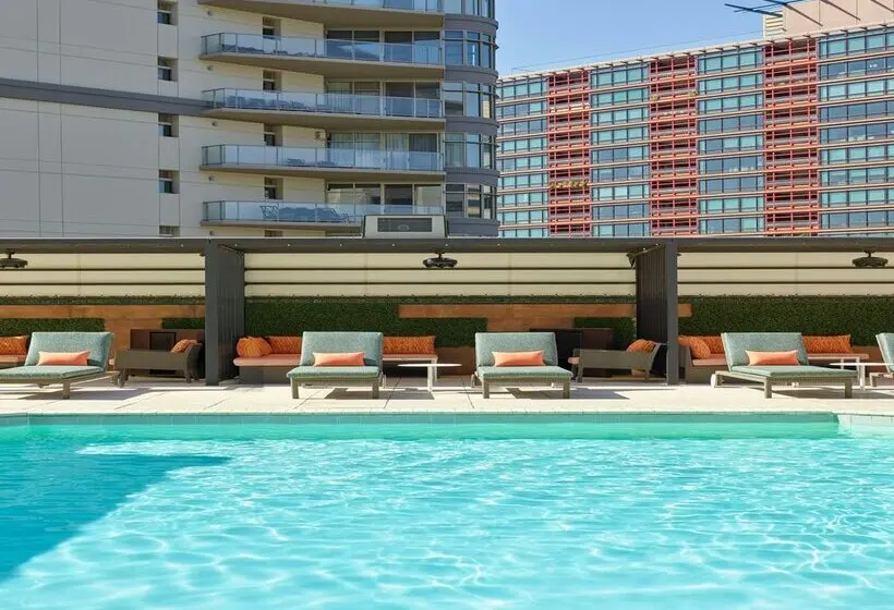 ホテル The Camby Autograph Collection