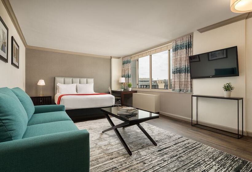 فندق The River Inn