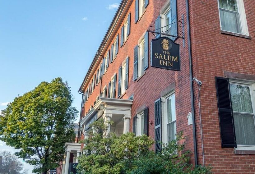 Отель The Salem Inn