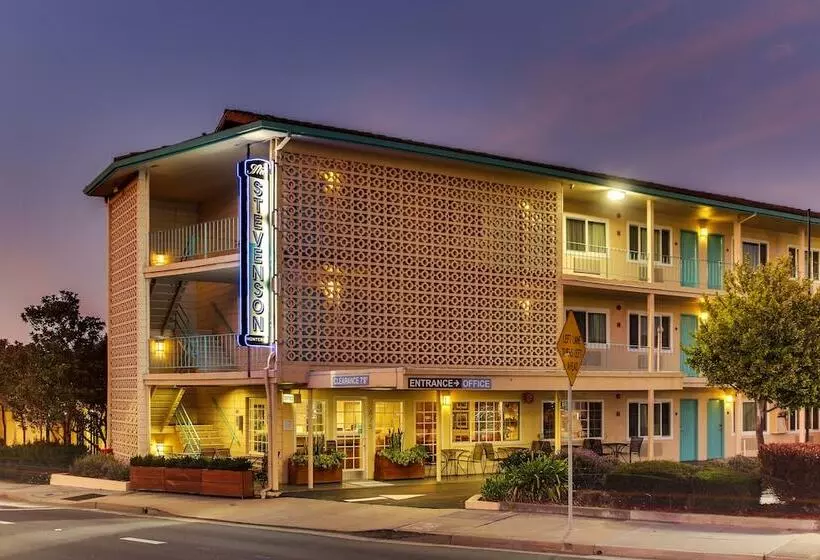 فندق The Stevenson Monterey