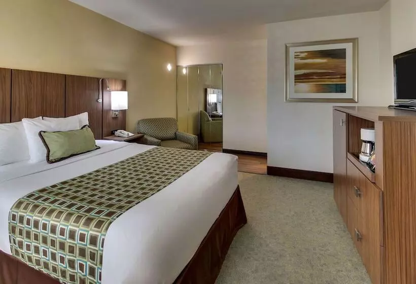 فندق The Stevenson Monterey