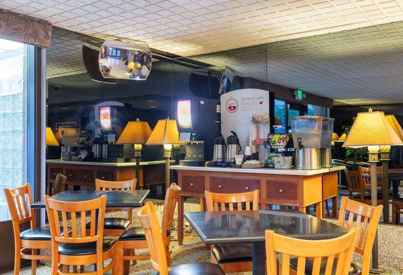 هتل Travelodge By Wyndham Seattle By The Space Needle