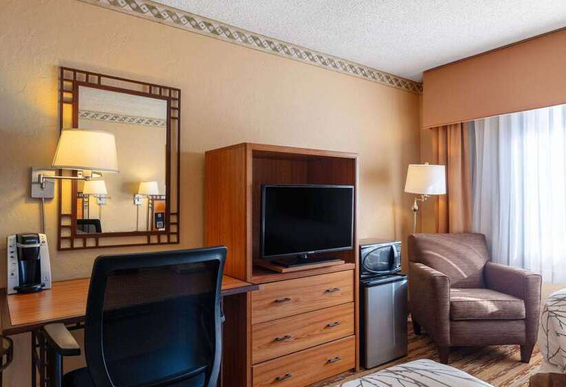 هتل Travelodge By Wyndham Seattle By The Space Needle